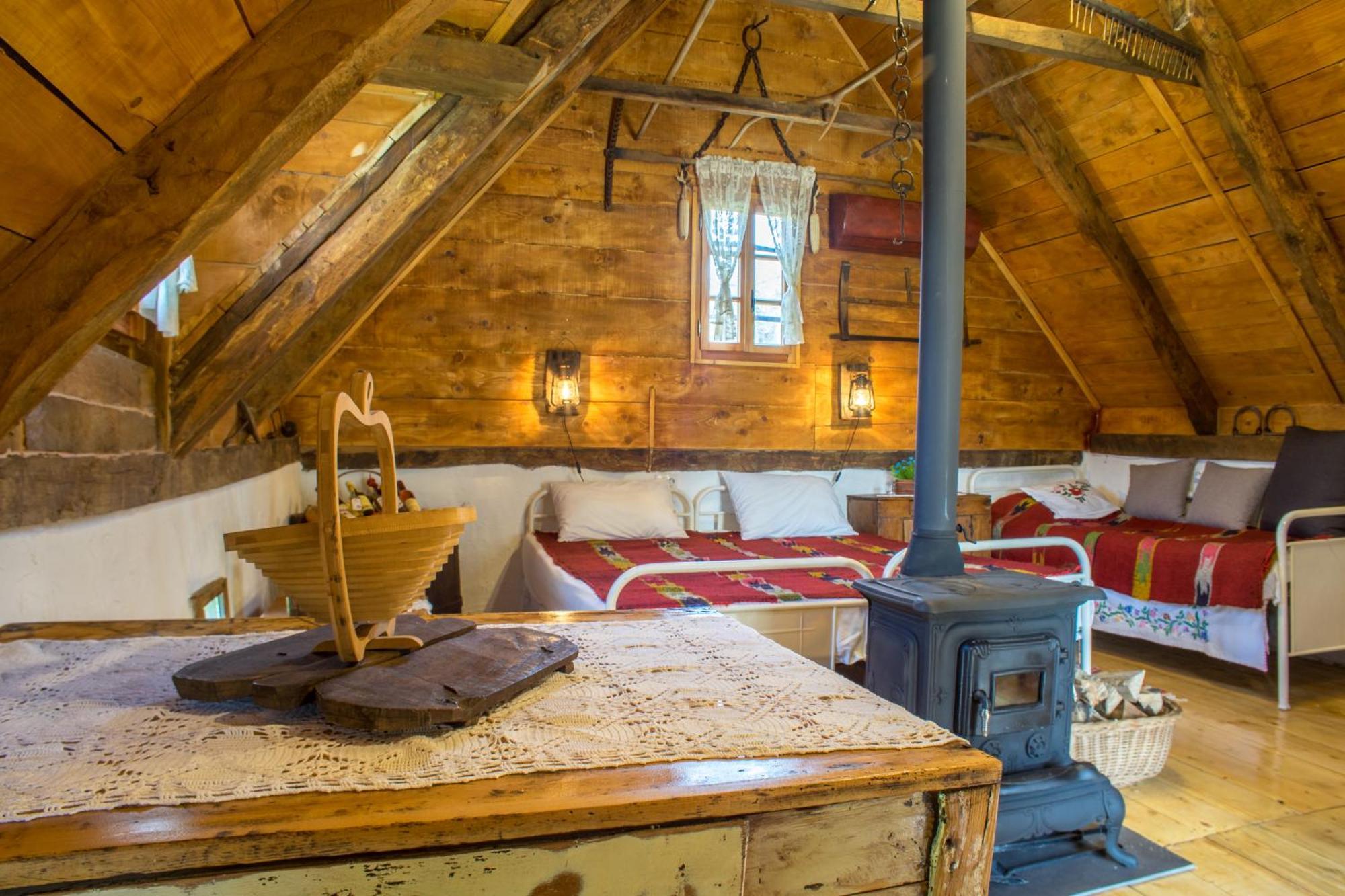 コラシン Djurdjevina Family Farmヴィラ 部屋 写真